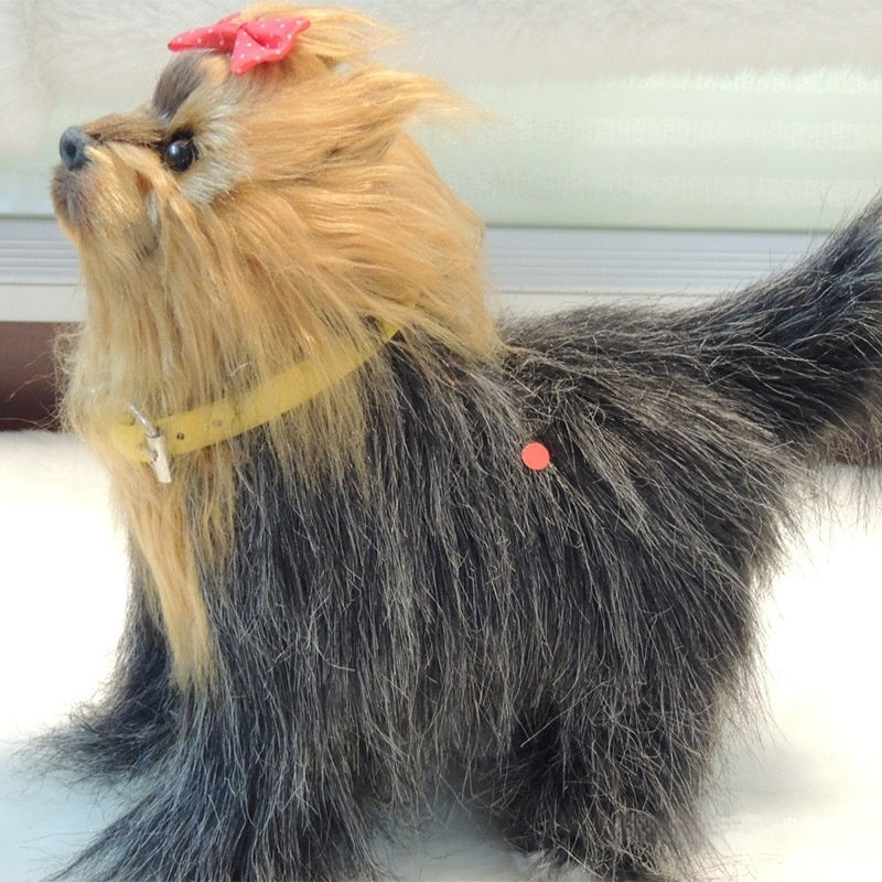 Schwarzer Plüsch-Hund als Desktop-Dekoration – Bild 4 | LuxeStyle