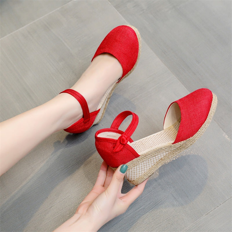 Keile Sandalen mit Fesselriemchen – Bild 10 | LuxeStyle