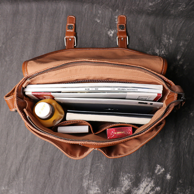 Grosses Schulterbag aus Vollkornleder