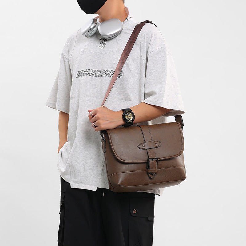 Grosse Crossbody Bag für Herren – Bild 2 | LuxeStyle