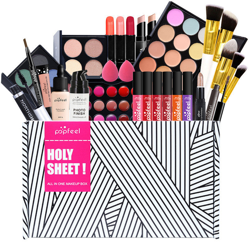 Makeup-Set für Einsteiger mit Concealer & Eyeliner – Bild 16 | LuxeStyle