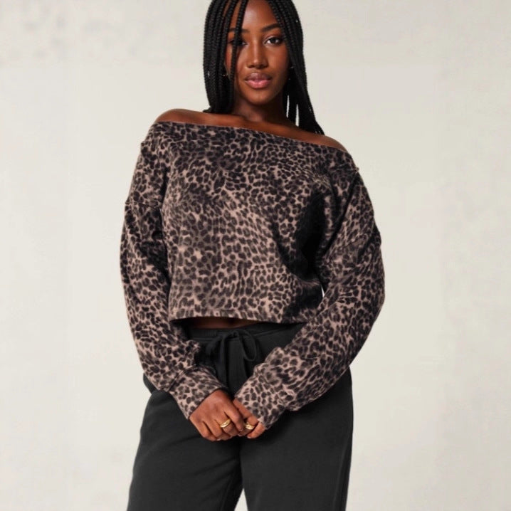 Off-Shoulder Sweatshirt mit Leopardenmuster