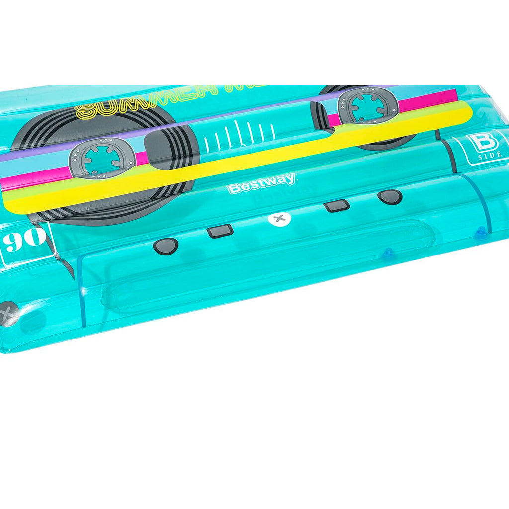 Retro Kassetten Luftmatratze – Cooler Style für Pool & Strand