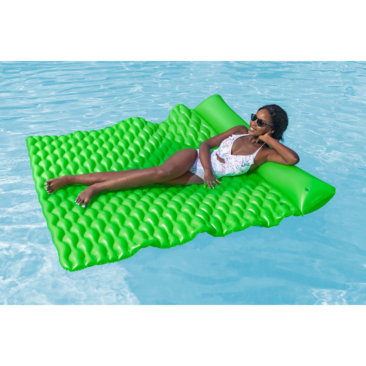 Riesen Luftmatratze Grün – XXL-Liegefläche für Strand & Pool