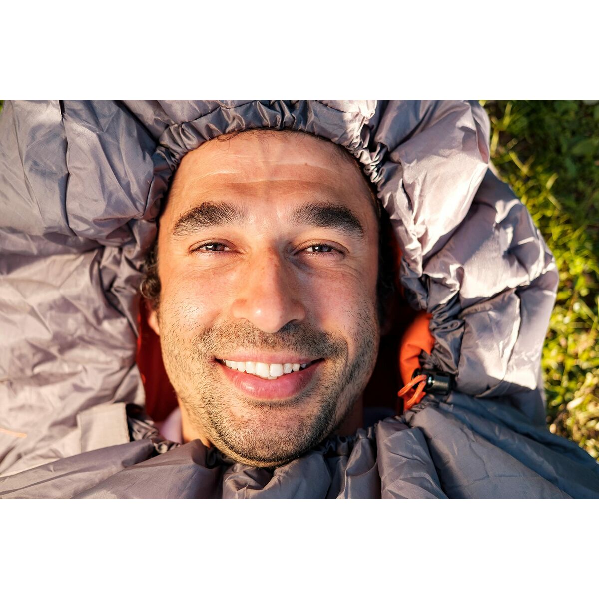 Geräumiger Schlafsack – Ideal für milde Nächte (6-10°C)!
