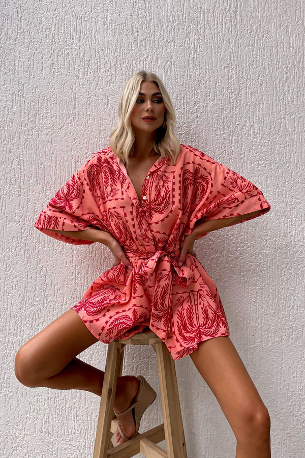 Sommer-Jumpsuit mit Kontrastfarben