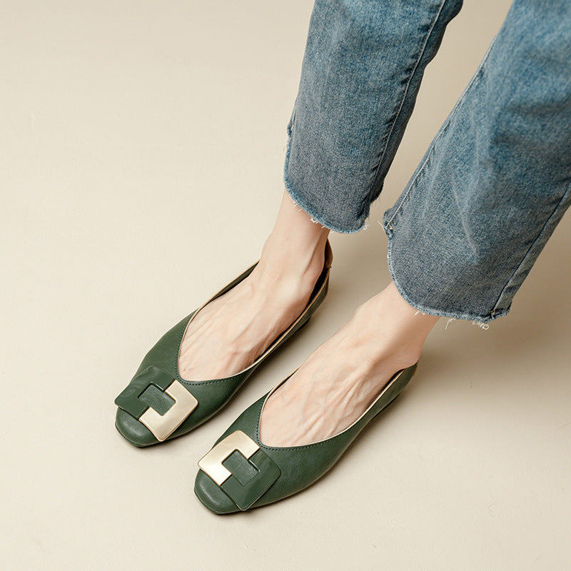 Bequeme Leder-Slipper mit niedrigem Absatz