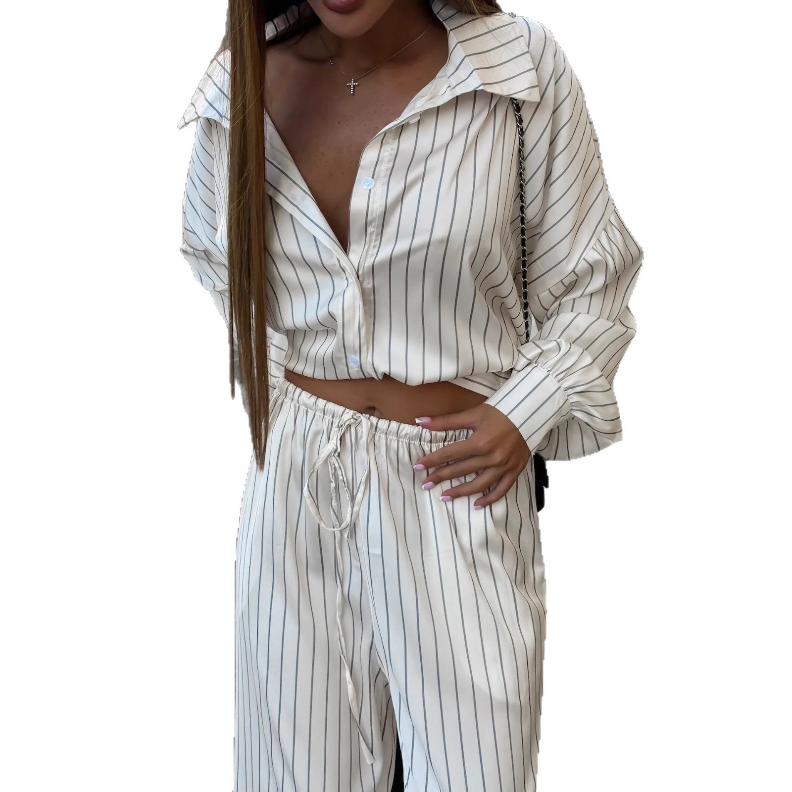 Gestreiftes Zweiteiler-Set mit Cardigan & Hose