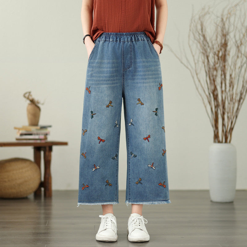 Stickerei Jeans mit Schmetterling