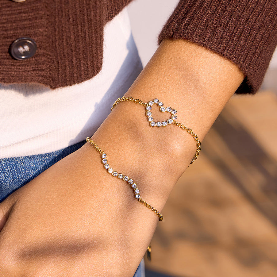 Stainless-Steel Herzschmuckarmband – Bild 6 | LuxeStyle