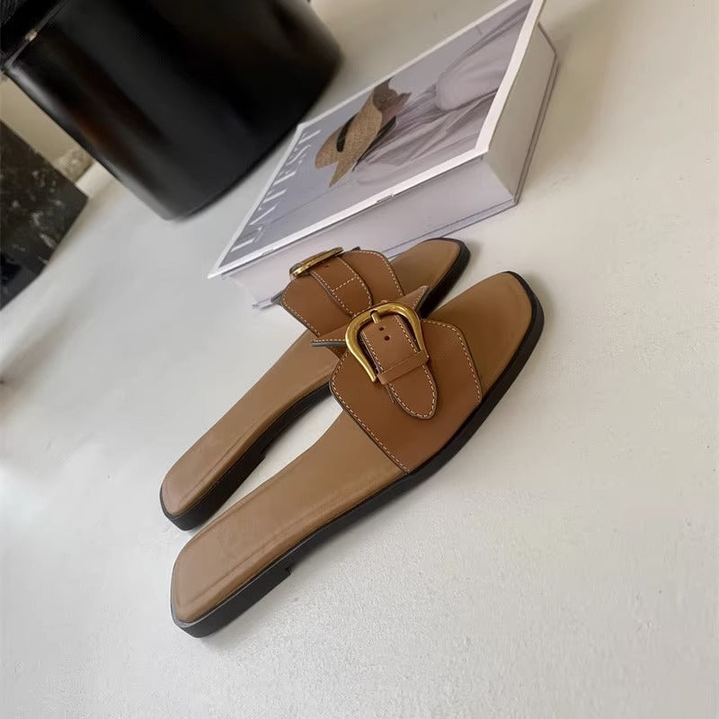 Französische Retro-Schnallen-Sandalen – Bild 3 | LuxeStyle