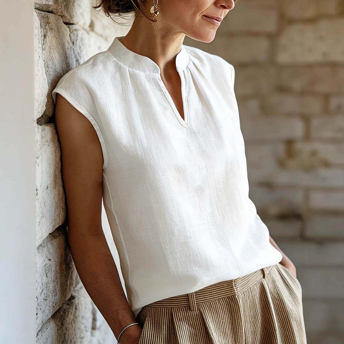 Weisses Leinen-Sleeveless Shirt – Bild 5 | LuxeStyle