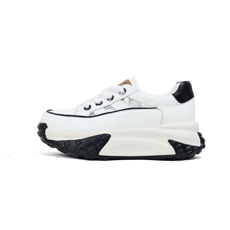 Retro Sneaker mit dicker Sohle