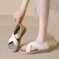 Strand-Sandalen mit Cut-Outs