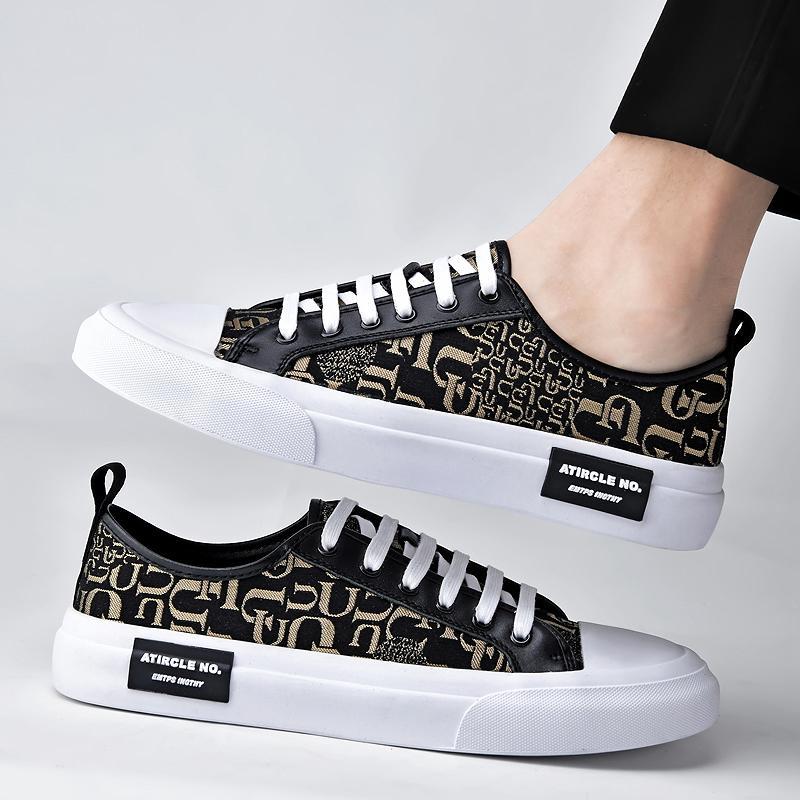 Personality-driven Canvas Skate-Schuhe – Bild 3 | LuxeStyle