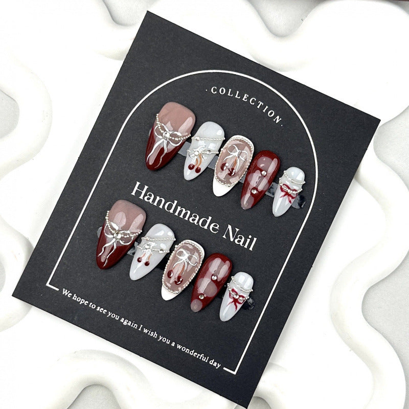 Handbemalte Schleifen-Nägel zum Aufkleben