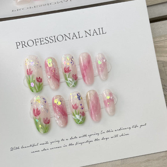 Herzliche Nagelstifte – Bild 1 | LuxeStyle