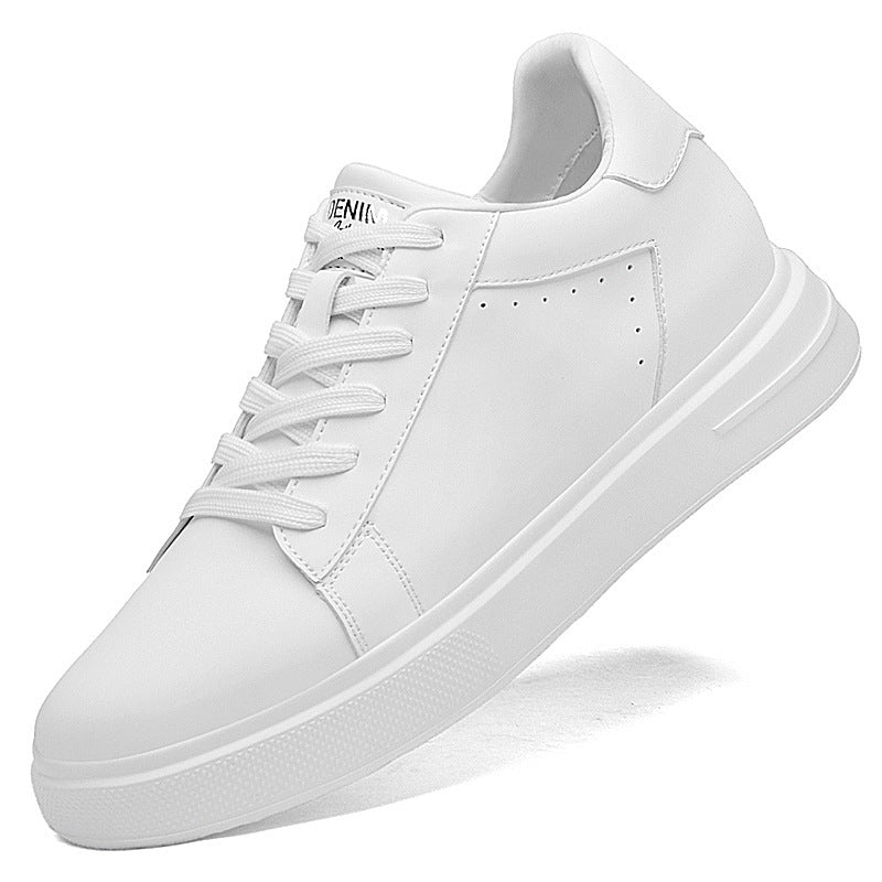 Sportlich-elegante Sneaker mit diskreter Erhöhung