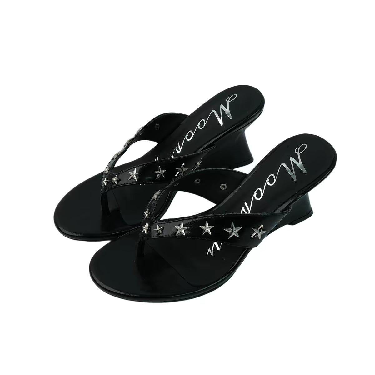 Sandalen mit Nieten und hohem Absatz
