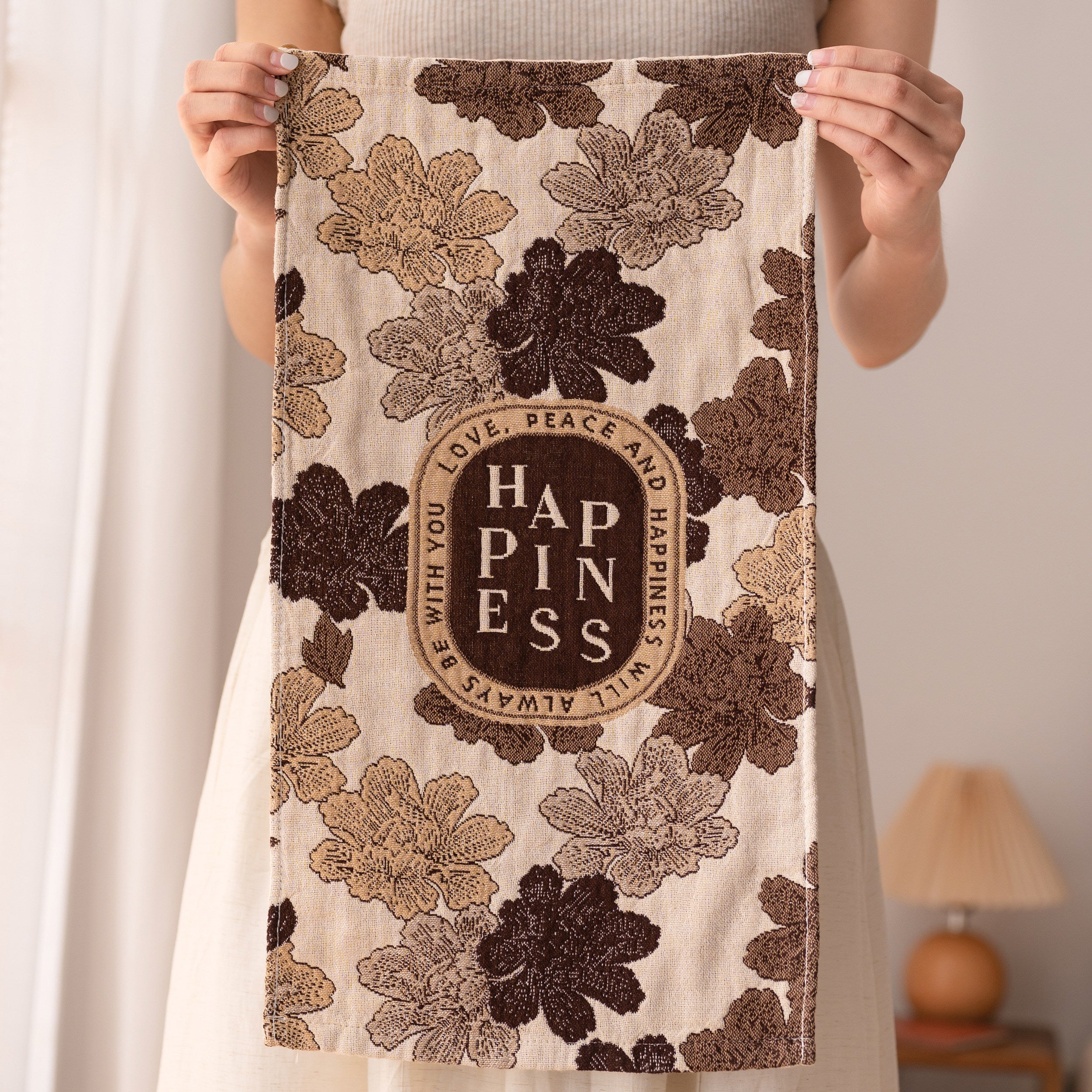 Vierlagiges Baumwoll-Handtuch mit Blumenmuster