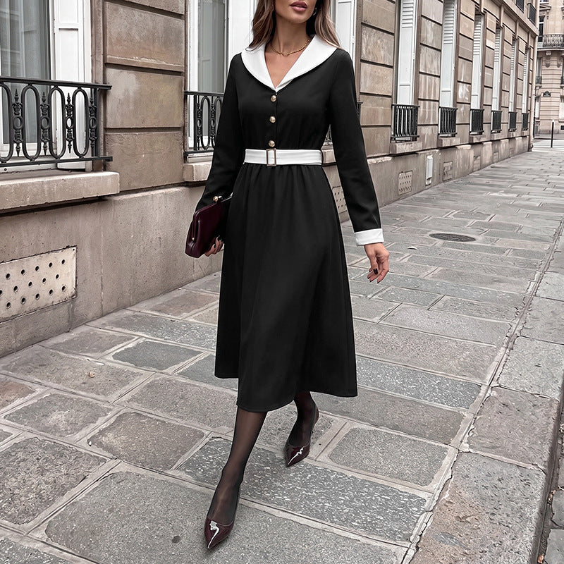 Elegantes A-Linien Kleid mit Schnürung