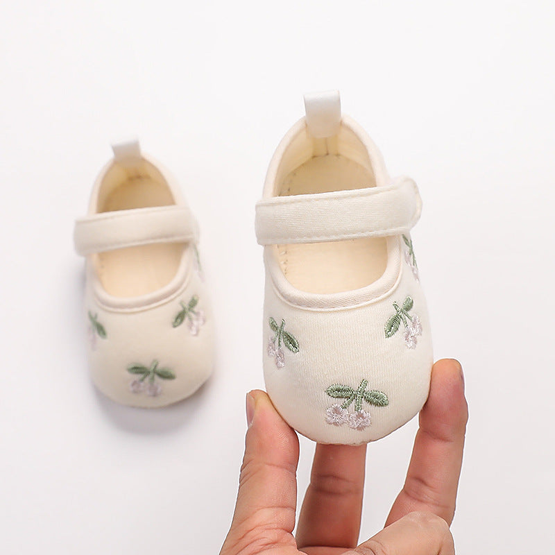 Kleine Blumen Stickerei Schuhe