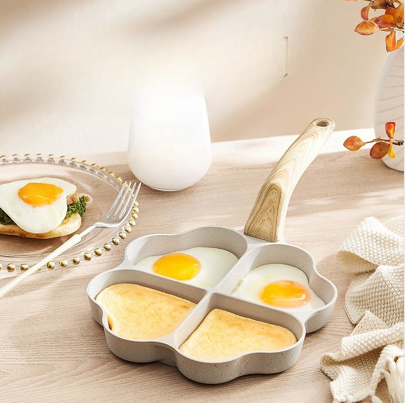 Vierloch-Bratpfanne aus Aluminium – Bild 1 | LuxeStyle