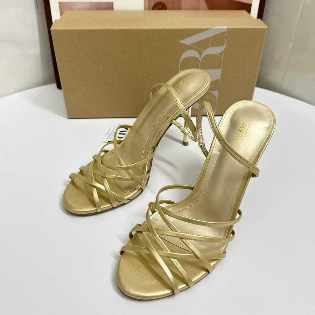 Schwarze High-Heel Sandalen mit Stiletto – Bild 9 | LuxeStyle