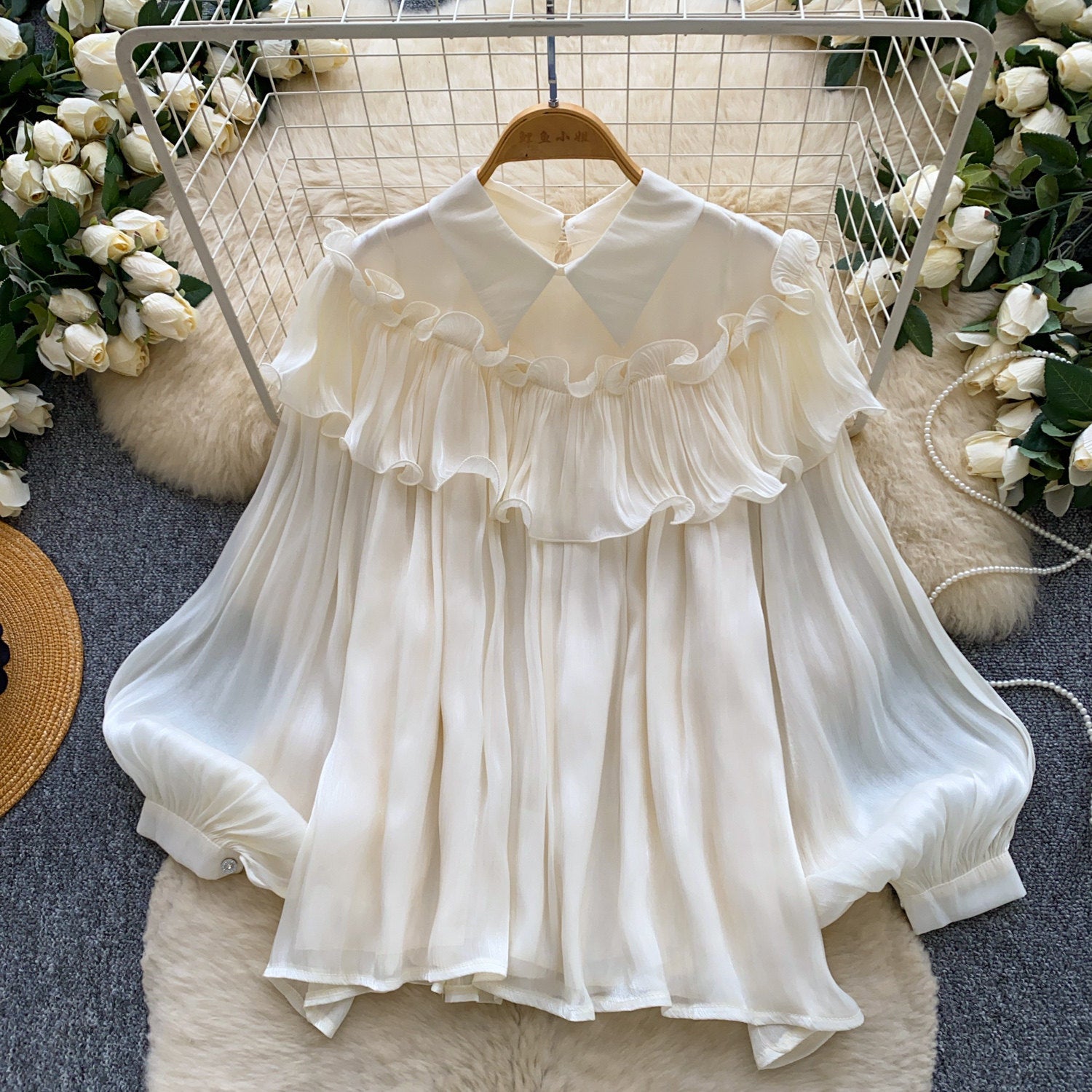 Rüschenbluse mit Laternenärmeln