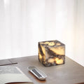 Marmor-Tischlampe mit Klopf-Funktion – Bild 4 | LuxeStyle
