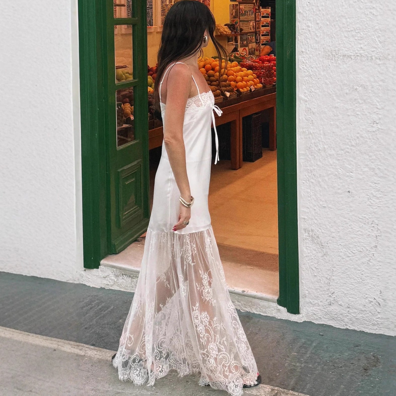 Elegantes Satin-Trägerkleid im Bodycon-Stil