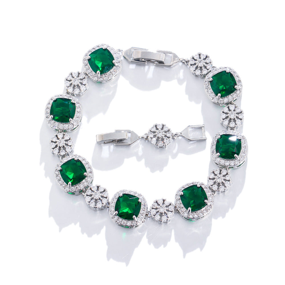 Armband mit farbigen Edelsteinen – Bild 6 | LuxeStyle