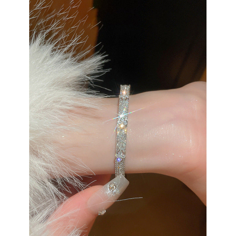 Blumen Armband mit Zirkonia | LuxeStyle