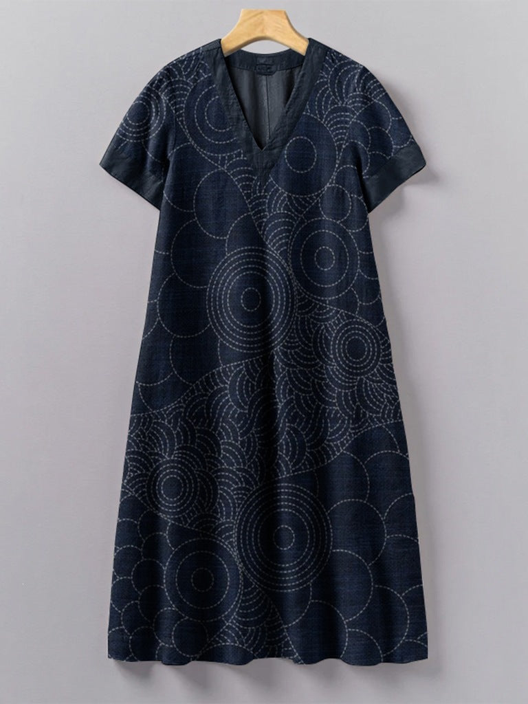 V-Ausschnitt Prinzessinnenkleid mit Batikmuster – Bild 1 | LuxeStyle