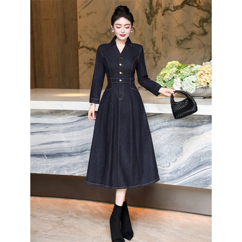 Elegantes Denim-Kleid mit V-Ausschnitt