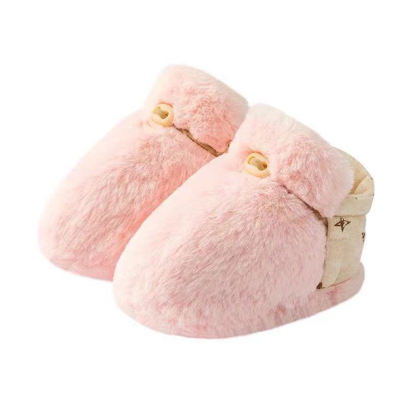 Weiche Babyschuhe aus Plüsch