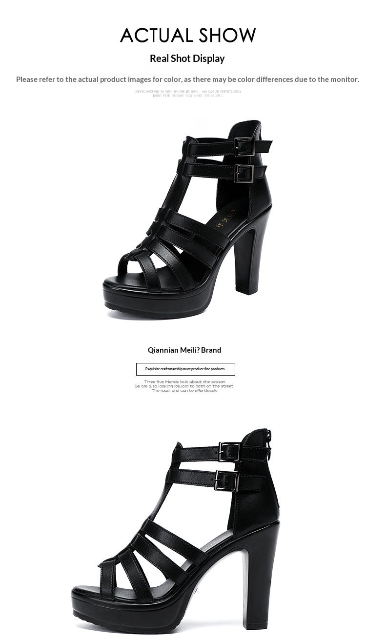 Chic Sandalen mit massiver Hacke