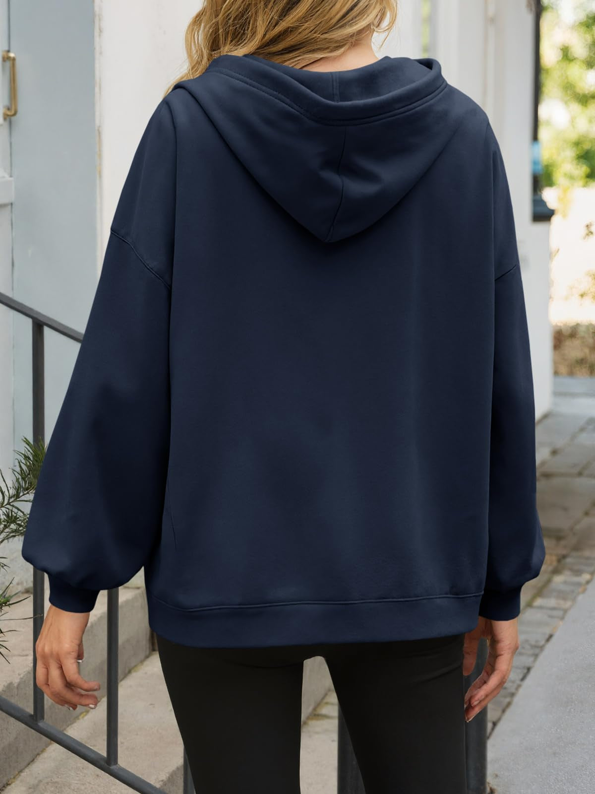Oversized Hoodie mit Seitenschlitzen & Kängurutasche – Ansicht 8