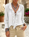 V-Ausschnitt Bluse mit Rüschen und ausgestellten Ärmeln – Bild 1 | LuxeStyle