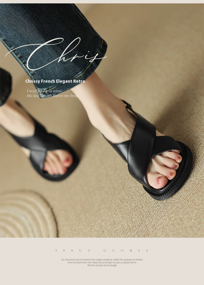 Retro-Sandalen mit Riemen und Blockabsatz – Bild 5 | LuxeStyle