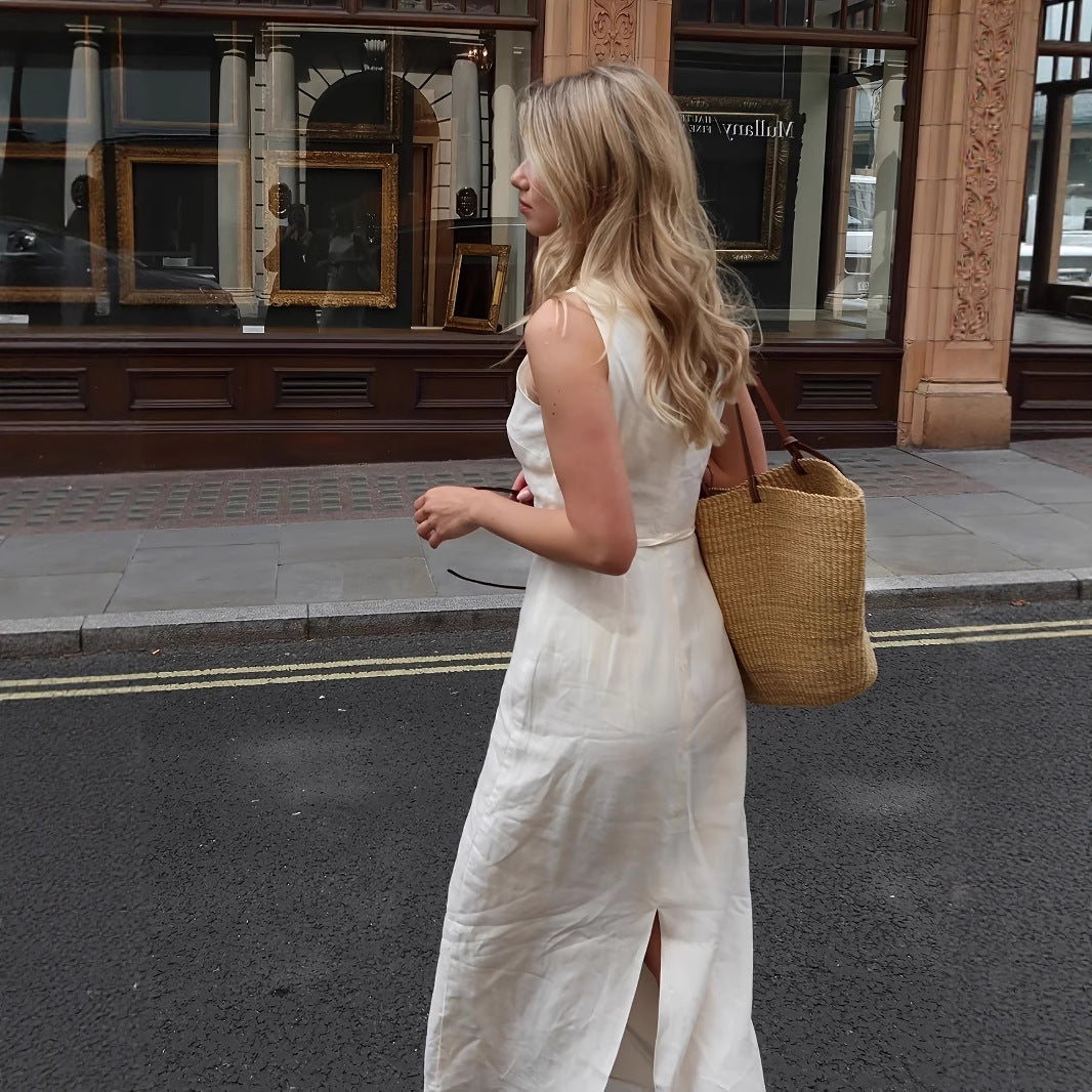 Elegantes ärmelloses Maxikleid mit Schlitz | LuxeStyle