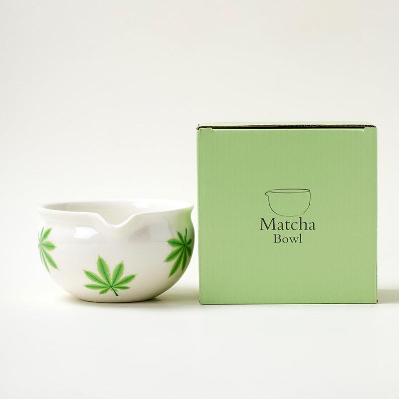 Matcha-Schale mit Blumenmuster