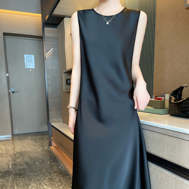 Elegantes ärmelloses Midikleid