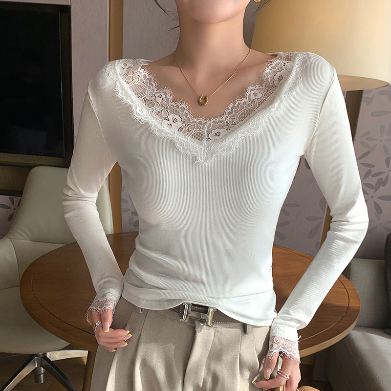Spitzenbesetztes V-Neck Shirt mit Sheer-Look