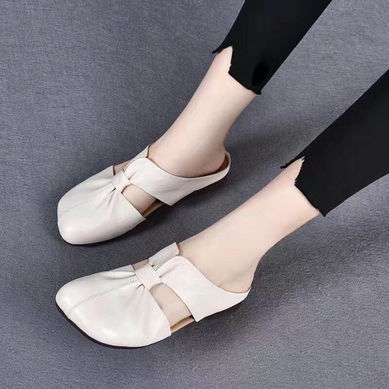 Weiche Ledersandalen mit quadratischem Bogen – Bild 2 | LuxeStyle