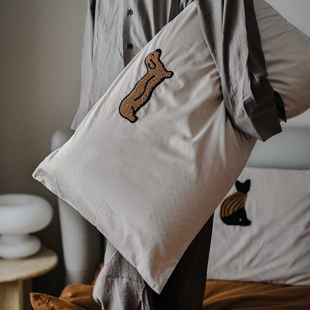 Plüschiger Kissenbezug mit Tiermotiven – Bild 8 | LuxeStyle