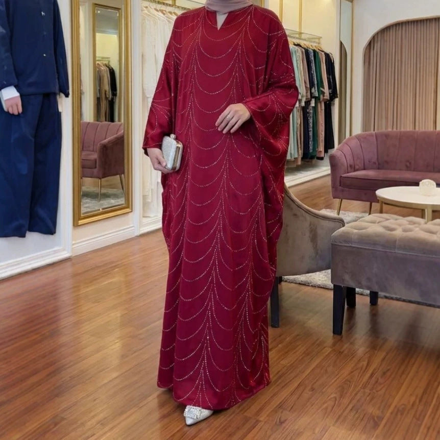 Langes Kleid mit V-Ausschnitt und Fledermausärmeln | LuxeStyle