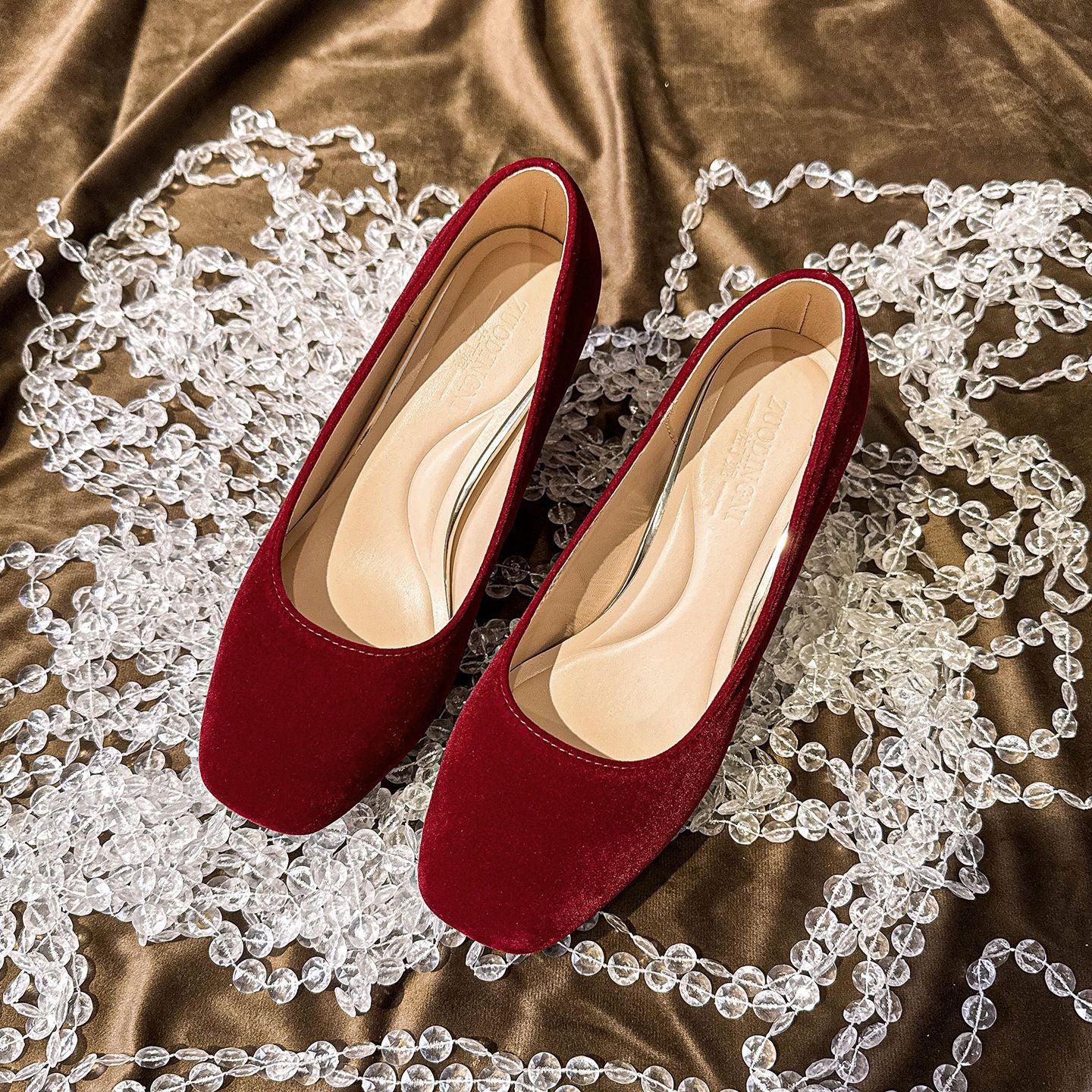 Rote Hochzeitsschuhe mit Blockabsatz