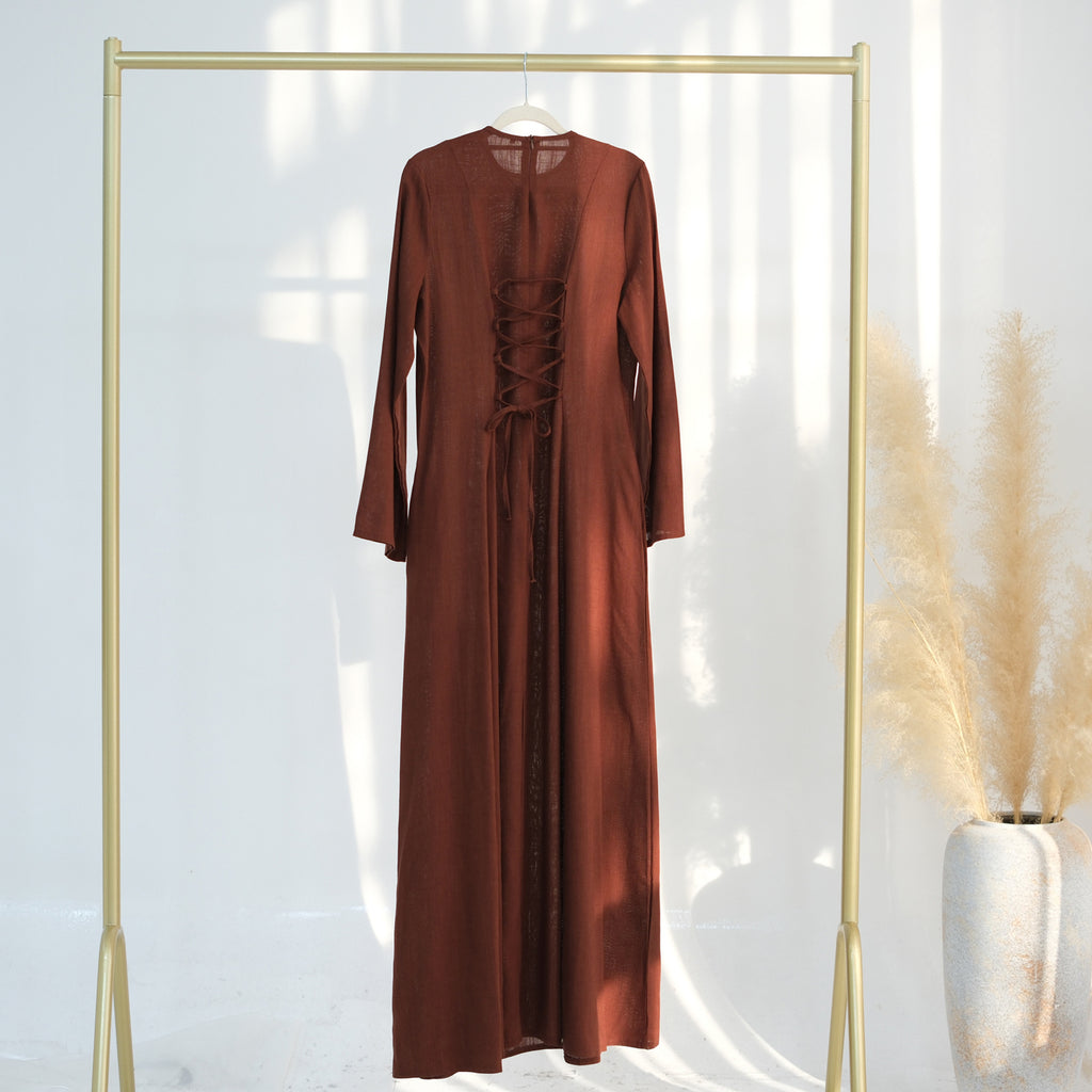 Elegantes Freizeitkleid mit Schnürung