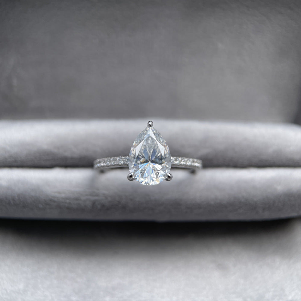 Eleganter 925 Silber Moissanite Ring für Damen | LuxeStyle